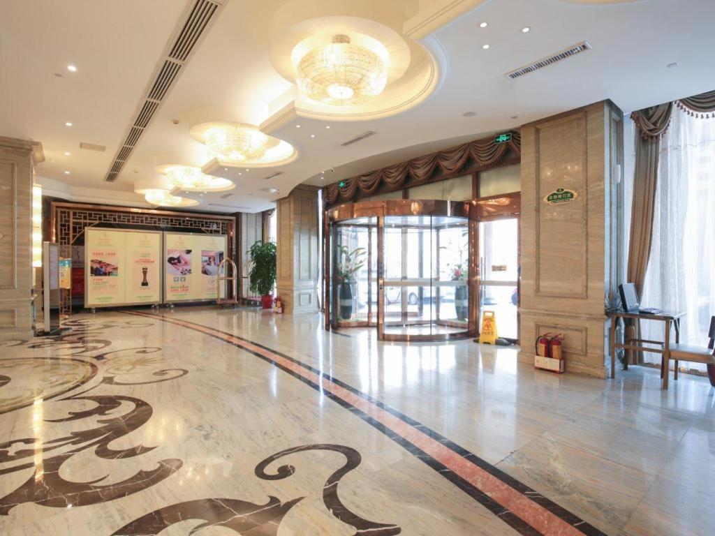 Vienna Hotel Tianjin Guizhou Road Branch Bagian luar foto