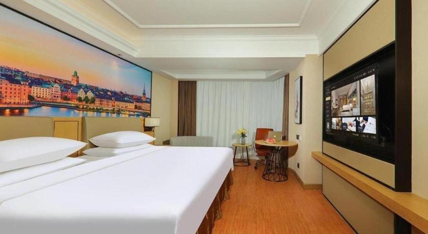 Vienna Hotel Tianjin Guizhou Road Branch Bagian luar foto
