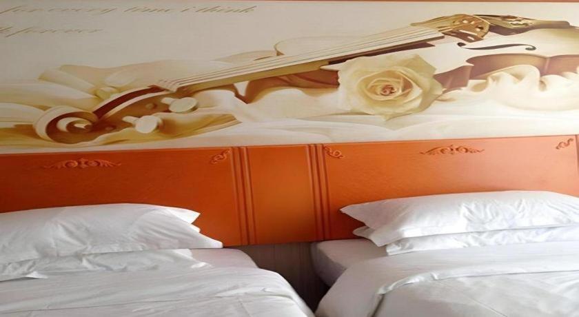 Vienna Hotel Tianjin Guizhou Road Branch Bagian luar foto
